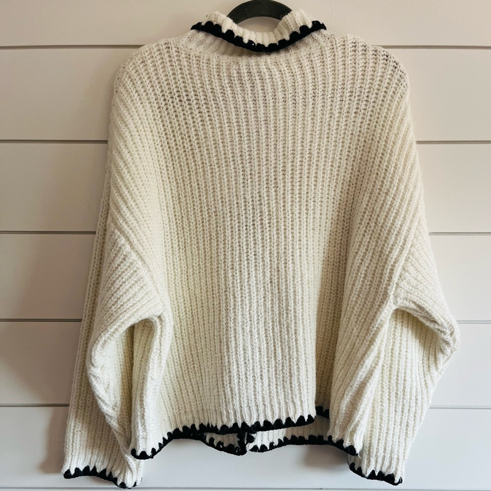 Metric Knits Cream Cardigan NWT Size Large - Picture 6 of 10